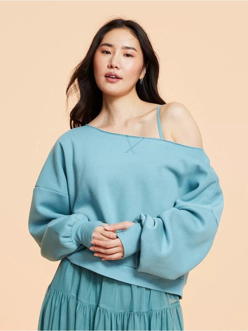Blogilates Dance Studio Off the Shoulder Oversized Cropped Sweater Sz Small